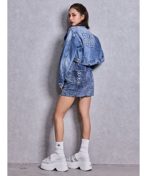 GYDA（ジェイダ）の「Symmetry GYDAフロントZIPスカートライクデニムタイトミニワンピース（ワンピース・レディース・ライトブルー/ブラック/ブルー・MEDIUM/SMALL）」の13枚目の写真