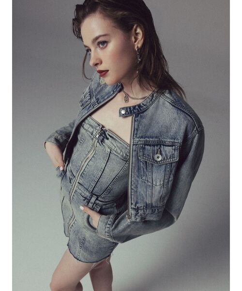 GYDA(ジェイダ)の「Symmetry GYDAフロントZIPスカートライクデニムタイトミニワンピース(ワンピース・レディース・ライトブルー/ブラック/ブルー・MEDIUM/SMALL)」の17枚目の写真