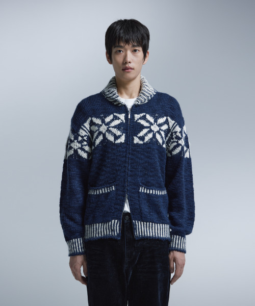 NONBLANK(ノンブランク)の「コウィチャン ジップアップカーディガン_NAVY(ニット/セーター・メンズ・ネイビー・M/L/XL)」の10枚目の写真
