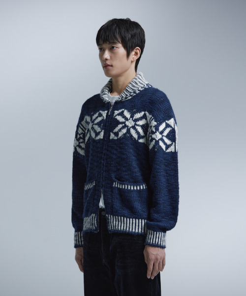 NONBLANK(ノンブランク)の「コウィチャン ジップアップカーディガン_NAVY(ニット/セーター・メンズ・ネイビー・M/L/XL)」の13枚目の写真