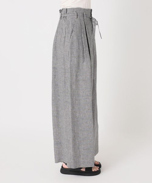 JOURNAL STANDARD（ジャーナルスタンダード）の「ゼフィールリネンベルテッドギャザーパンツ（その他パンツ・レディース・ブラウン系その他/ブラック×ブラック・36/38）」の20枚目の写真