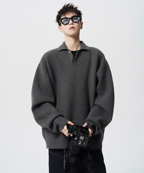 NOWLE(ノウル)の「【NOWLE】ルーズシルエット スキッパー プルオーバー ポロニット(ニット/セーター・メンズ・ダークグレー/ライトベージュ・X-LARGE/LARGE/MEDIUM)」の4枚目の写真