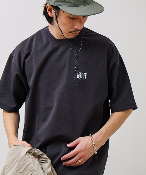 KELTY(ケルティ)の「【KELTY×GLOSTER】別注 ポンチT(Tシャツ/カットソー・メンズ・ブラック/オフホワイト/チャコールグレー・S/M/L)」の18枚目の写真