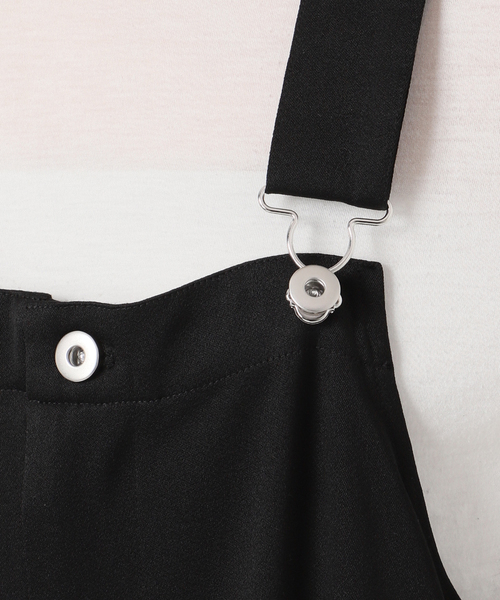 B.C STOCK(ベーセーストック)の「手洗い可 / サテンサロペット(サロペット/オーバーオール・レディース・ベージュ/ブラック・FREE)」の17枚目の写真
