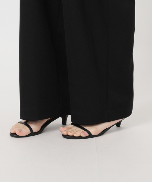 B.C STOCK(ベーセーストック)の「手洗い可 / サテンサロペット(サロペット/オーバーオール・レディース・ベージュ/ブラック・FREE)」の19枚目の写真