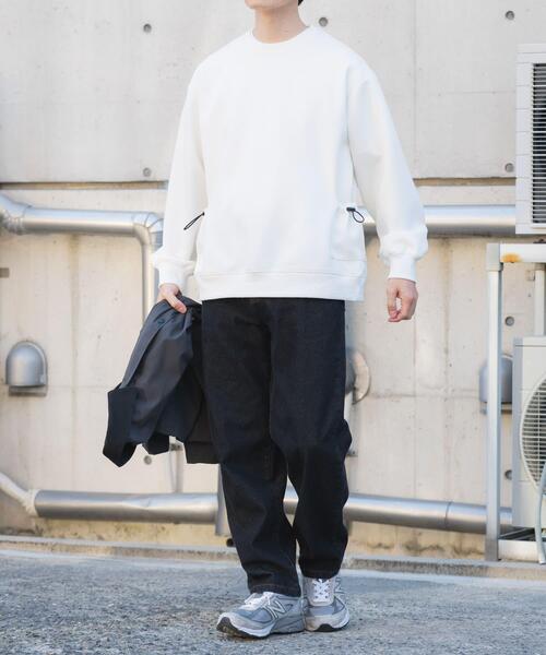 ITEMS URBANRESEARCH（アイテムズ アーバンリサーチ）の「サイドストレージダンボールプルオーバー（スウェット・メンズ・ホワイト/ベージュ/チャコールグレー・MEDIUM/LARGE）」の6枚目の写真