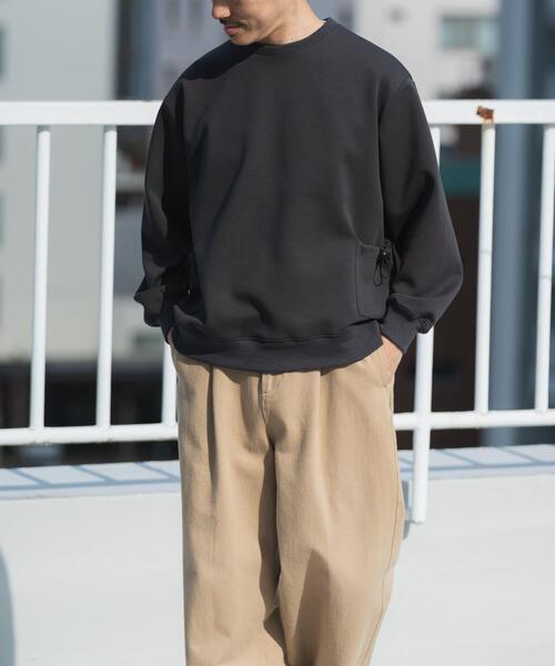 ITEMS URBANRESEARCH（アイテムズ アーバンリサーチ）の「サイドストレージダンボールプルオーバー（スウェット・メンズ・ホワイト/ベージュ/チャコールグレー・MEDIUM/LARGE）」の13枚目の写真