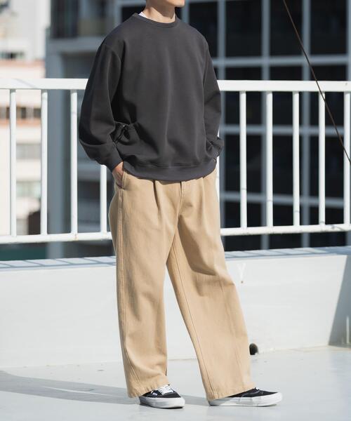 ITEMS URBANRESEARCH（アイテムズ アーバンリサーチ）の「サイドストレージダンボールプルオーバー（スウェット・メンズ・ホワイト/ベージュ/チャコールグレー・MEDIUM/LARGE）」の14枚目の写真