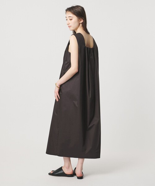 UNITED ARROWS(ユナイテッドアローズ)の「バックコンシャス ワンピース ‐ウォッシャブル‐(ワンピース・レディース・ブラック/ダークブラウン・38/36)」の7枚目の写真