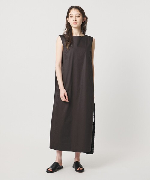 UNITED ARROWS(ユナイテッドアローズ)の「バックコンシャス ワンピース ‐ウォッシャブル‐(ワンピース・レディース・ブラック/ダークブラウン・38/36)」の8枚目の写真