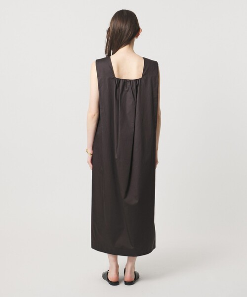 UNITED ARROWS(ユナイテッドアローズ)の「バックコンシャス ワンピース ‐ウォッシャブル‐(ワンピース・レディース・ブラック/ダークブラウン・38/36)」の13枚目の写真