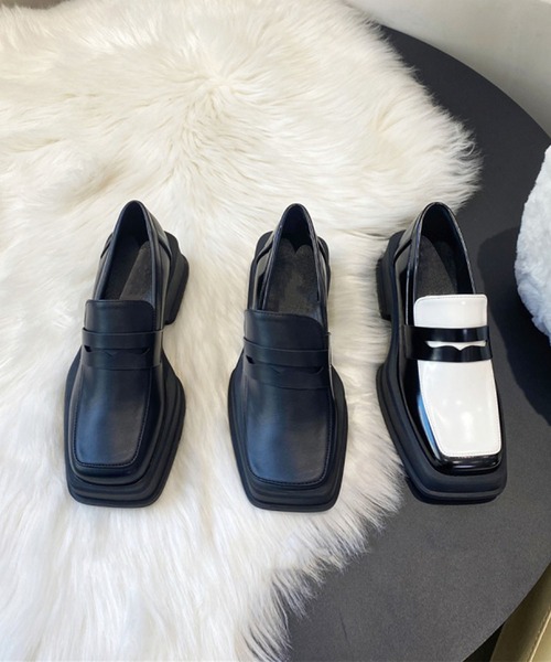 shoes365（シューズスリーシックスファイヴ）の「スクエアトゥ 厚底ローファー（ローファー・レディース・ブラック/ホワイト・22.5cm/23.0cm/23.5cm/24.0cm/24.5cm）」の12枚目の写真