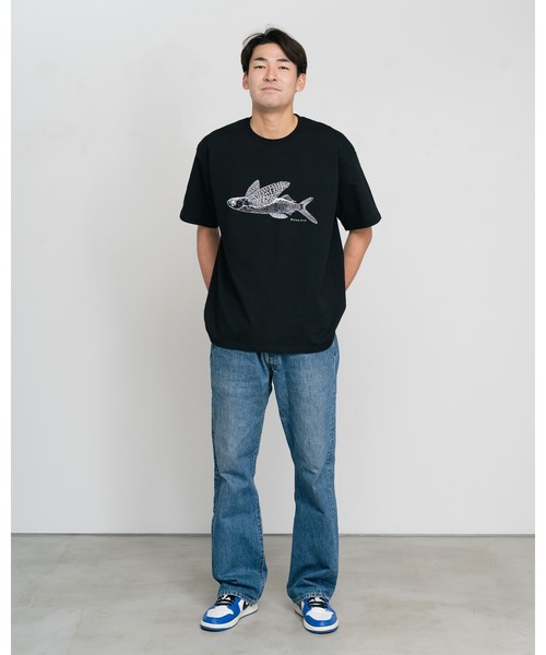 Knuu（ヌウ）の「Flying Fish T-Shirt（Tシャツ/カットソー・メンズ・ブラック/ホワイト・SMALL/MEDIUM/LARGE/X-LARGE）」の8枚目の写真