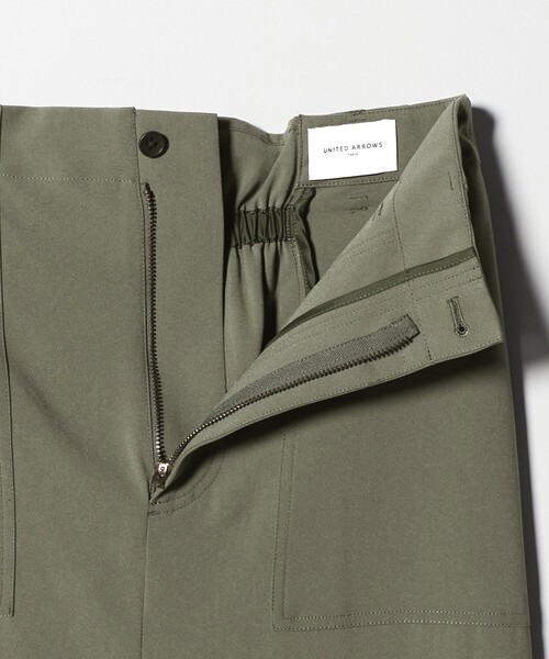 UNITED ARROWS（ユナイテッドアローズ）の「アセテートポリエステル ベイカースカート（スカート・レディース・ネイビー/ライトピンク/オリーブ・36/38）」の20枚目の写真