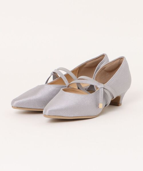 a.v.v（アーヴェヴェ）の「カジュアルパンプス（パンプス・レディース・ブラック/アイボリー/グレー・22.5cm/23.0cm/23.5cm/24.0cm/24.5cm）」の3枚目の写真