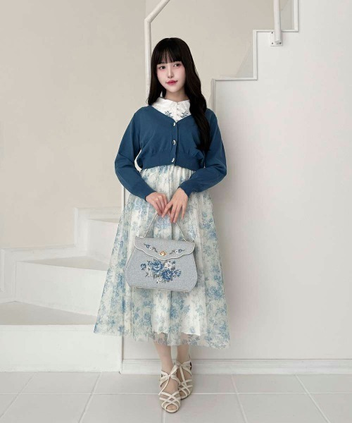 an another angelus（アンアナザーアンジェラス）の「ローズ刺繍フラップハンドバッグ/fint フィント（ハンドバッグ・レディース・アイボリー/ライトブルー・FREE）」の8枚目の写真