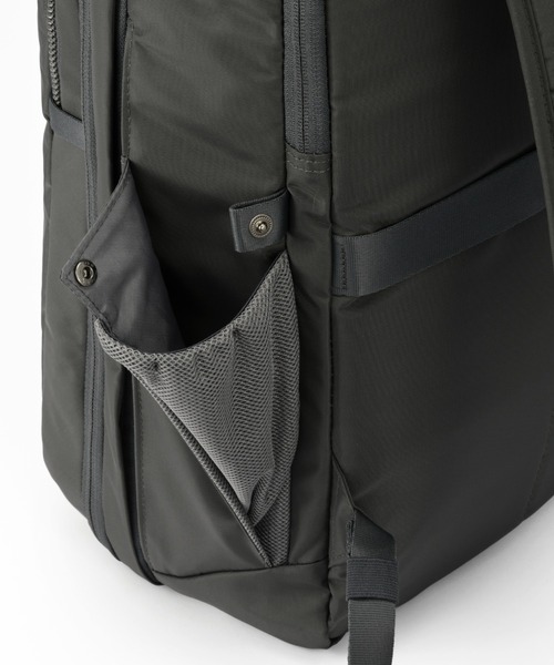 ace.(エース)の「ビジネスリュック ネフィル 26/32L B4サイズ 15.6インチPC 2気室 20092(ビジネスバッグ・レディース・アッシュ/ブラック・FREE)」の9枚目の写真
