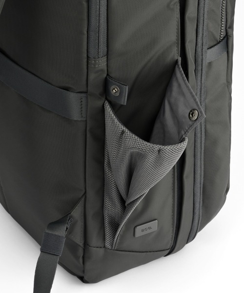 ace.(エース)の「ビジネスリュック ネフィル 26/32L B4サイズ 15.6インチPC 2気室 20092(ビジネスバッグ・レディース・アッシュ/ブラック・FREE)」の12枚目の写真