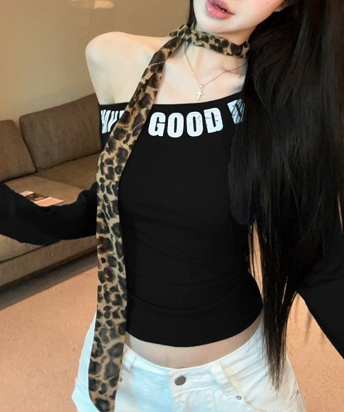 REMUR（レミュール）の「ワンショルロゴプリントトップス　ヒョウ柄チョーカー付き（Tシャツ/カットソー・レディース・ブラウン/ホワイト/ネイビー・FREE）」の9枚目の写真