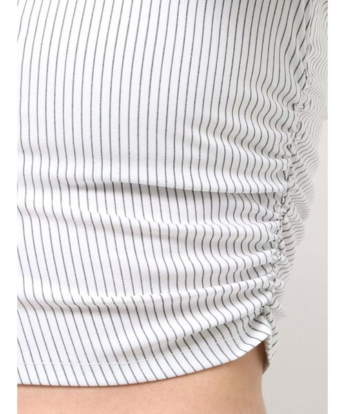 GYDA(ジェイダ)の「bijou chainフロントZIPオフショルブラウス(シャツ/ブラウス・レディース・オフホワイト/ブラック・FREE)」の19枚目の写真