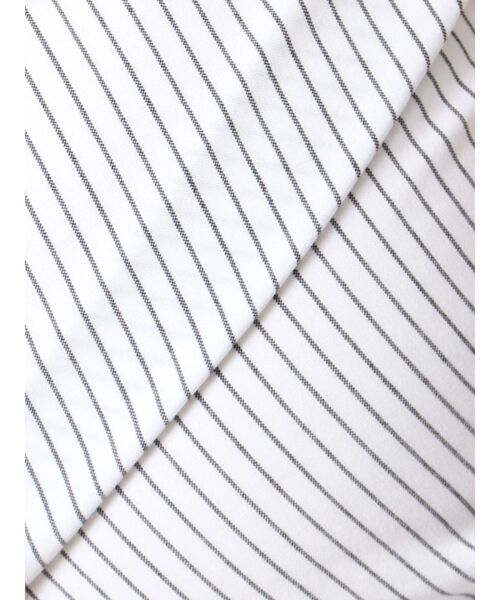 GYDA(ジェイダ)の「bijou chainフロントZIPオフショルブラウス(シャツ/ブラウス・レディース・オフホワイト/ブラック・FREE)」の20枚目の写真