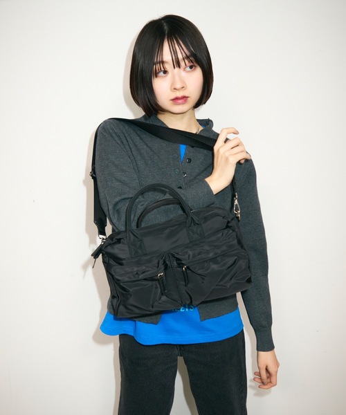 UNDERSTATEMENTs(アンダーステイトメント)の「【ユニセックス】ナイロンダブルポケットボストンバッグ(ショルダーバッグ・メンズ・ブラック・FREE)」の20枚目の写真