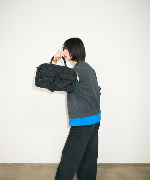 UNDERSTATEMENTs(アンダーステイトメント)の「【ユニセックス】ナイロンダブルポケットボストンバッグ(ショルダーバッグ・メンズ・ブラック・FREE)」の2枚目の写真