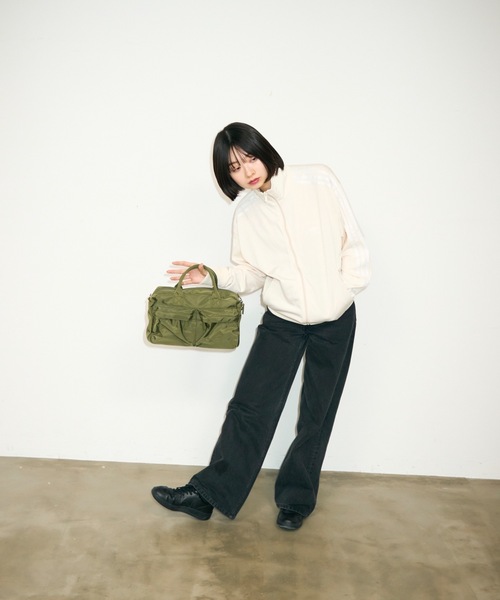 UNDERSTATEMENTs(アンダーステイトメント)の「【ユニセックス】ナイロンダブルポケットボストンバッグ(ショルダーバッグ・メンズ・ブラック・FREE)」の18枚目の写真