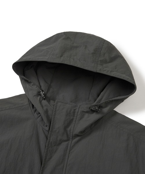 Snow Peak(スノーピーク)の「Snow Peak / Cample Utility Windbreaker ユーティリティ ウィンドブレーカー 海外限定(ナイロンジャケット・メンズ・ライトベージュ/ダークネイビー/ダークカーキ・XL/L/M)」の8枚目の写真