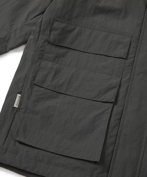 Snow Peak(スノーピーク)の「Snow Peak / Cample Utility Windbreaker ユーティリティ ウィンドブレーカー 海外限定(ナイロンジャケット・メンズ・ライトベージュ/ダークネイビー/ダークカーキ・XL/L/M)」の10枚目の写真