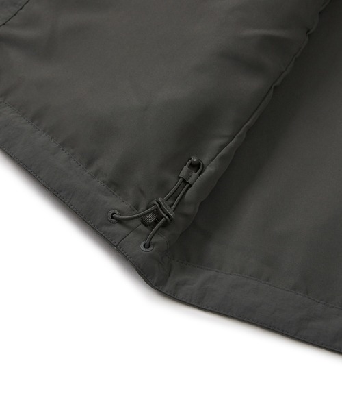 Snow Peak(スノーピーク)の「Snow Peak / Cample Utility Windbreaker ユーティリティ ウィンドブレーカー 海外限定(ナイロンジャケット・メンズ・ライトベージュ/ダークネイビー/ダークカーキ・XL/L/M)」の12枚目の写真