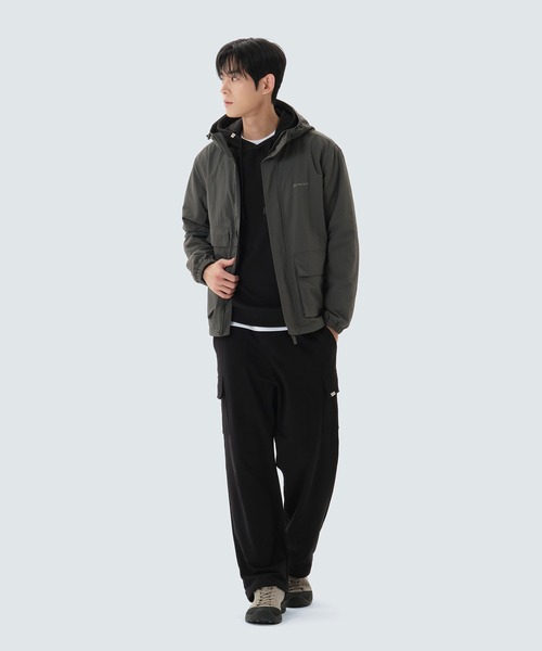 Snow Peak(スノーピーク)の「Snow Peak / Cample Utility Windbreaker ユーティリティ ウィンドブレーカー 海外限定(ナイロンジャケット・メンズ・ライトベージュ/ダークネイビー/ダークカーキ・XL/L/M)」の5枚目の写真