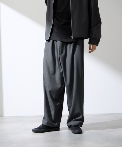 URBAN COLLECTION(アーバンコレクション)の「URBAN COLLECTION ポリトロ ワイドパンツ(その他パンツ・メンズ・チャコールグレー/ライトグレー/ブラック・XL/L/M/S)」の4枚目の写真