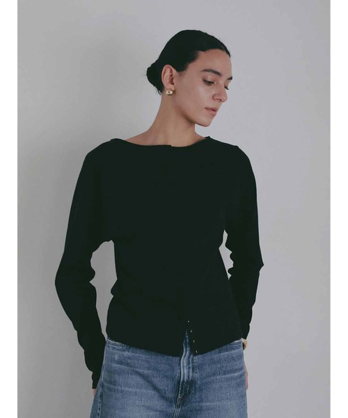 HER.(ハー)の「フロントホックプルオーバー(Tシャツ/カットソー・レディース・ブラック/オフホワイト・フリー)」の1枚目の写真