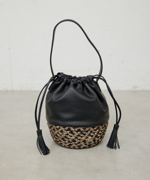 GALLARDAGALANTE（ガリャルダガランテ）の「【Jhuri Shate】ドローストリングバッグ（ショルダーバッグ・レディース・ブラック/ホワイト・FREE）」の11枚目の写真