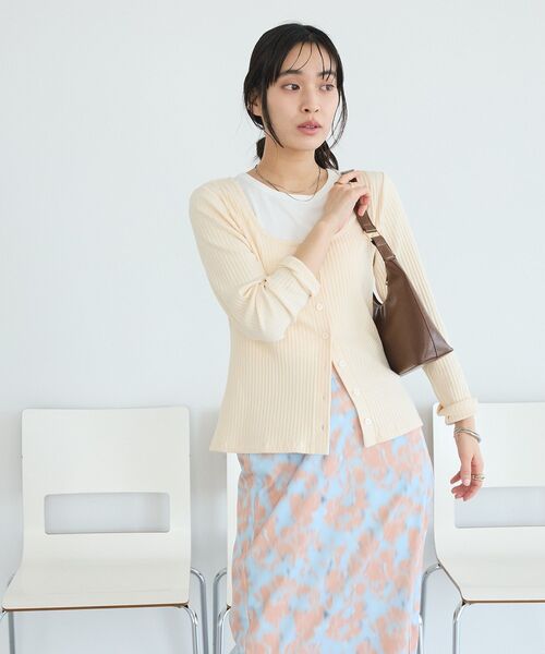 CRAFT STANDARD BOUTIQUE（クラフトスタンダードブティック）の「2点セット / スクープネックカーディガン+タンクトップ（Tシャツ/カットソー・レディース・杢グレー/アイボリー・FREE）」の4枚目の写真