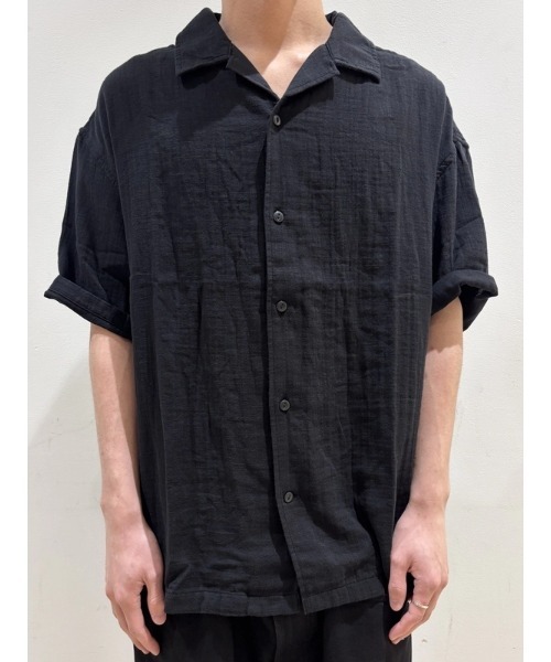 GAP(ギャップ)の「ボックスシルエット ガーゼ バケーションシャツ(シャツ/ブラウス・メンズ・ブラック/アイボリー・XL/L/M/S/XS)」の4枚目の写真