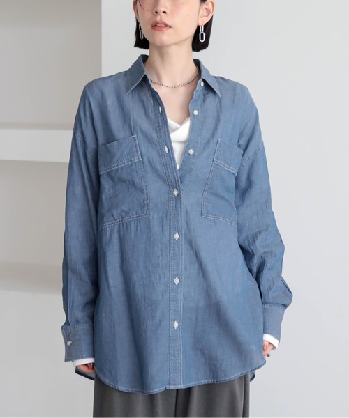 for/c(フォーシー)の「シアーデニムシャツ【サスティナブル】(シャツ/ブラウス・レディース・グレー/ライトブルー・M/L)」の10枚目の写真