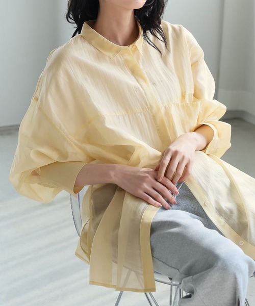 itto...(イット)の「BIGシルエットシアーブラウス(シャツ/ブラウス・レディース・イエロー/ブラック/ベージュ/キナリ・M)」の4枚目の写真