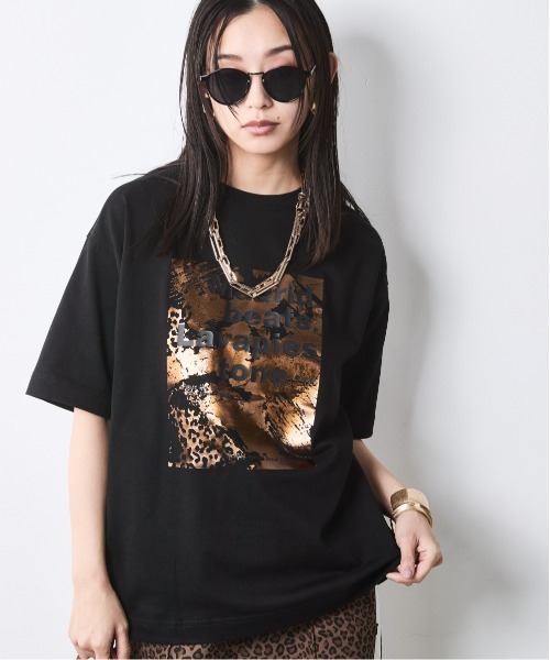 CHIC STYLE(シックスタイル)の「綿100%箔プリントTシャツ<大きいサイズ有>シックスタイル(Tシャツ/カットソー・レディース・オフホワイト/ブラック・5L/4L/3L/LL/L/M)」の21枚目の写真