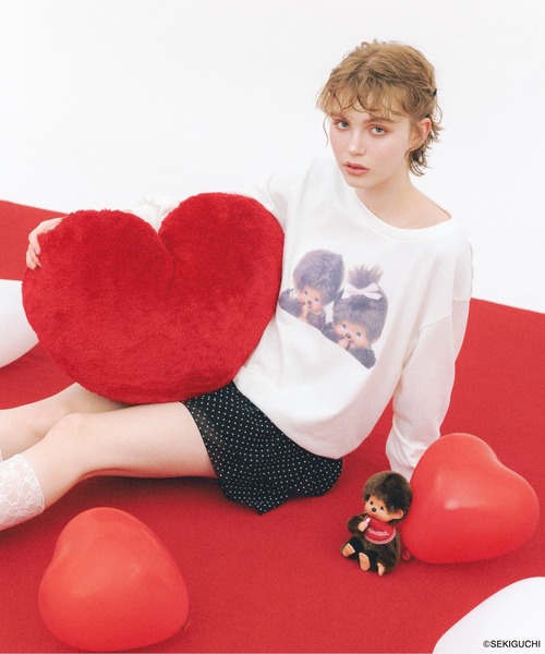Heather(ヘザー)の「【モンチッチ×Heather】アソート柄裏毛スウェット 659564(スウェット・レディース・レッド/グレー/オフホワイト・FREE)」の1枚目の写真