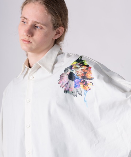 rehacer(レアセル)の「rehacer : × everglouu Art bloom Dolman Shirt / アートブルームドルマンシャツ(シャツ/ブラウス・メンズ・ホワイト・LARGE/MEDIUM/SMALL)」の3枚目の写真