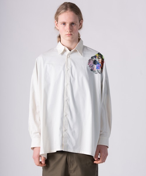 rehacer(レアセル)の「rehacer : × everglouu Art bloom Dolman Shirt / アートブルームドルマンシャツ(シャツ/ブラウス・メンズ・ホワイト・LARGE/MEDIUM/SMALL)」の5枚目の写真