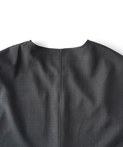 オローネ(オローネ)の「プロムナードワンピース(ワンピース・レディース・ベージュ/チャコールグレー・FREE)」の17枚目の写真