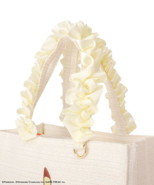 Maison de FLEUR（メゾンドフルール）の「フリルトートバッグ ピカチュウ（トートバッグ・レディース・ライトイエロー・FREE）」の2枚目の写真