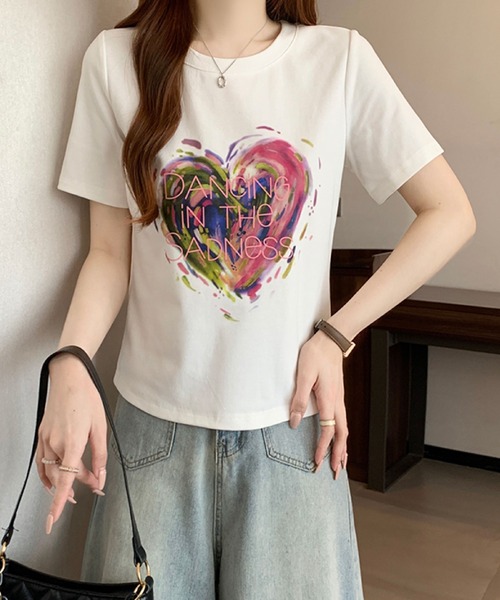 2ly2（トゥーリートゥー）の「ハートプリントTシャツ / グラフィックロゴ 半袖カットソー（Tシャツ/カットソー・レディース・ピンク/ホワイト/ブラック・FREE）」の4枚目の写真