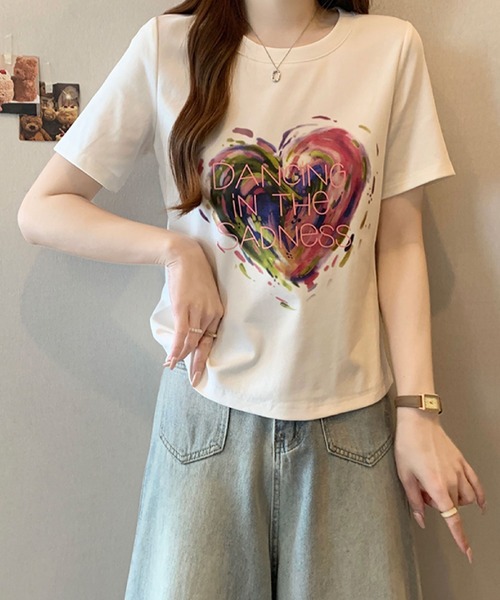 2ly2（トゥーリートゥー）の「ハートプリントTシャツ / グラフィックロゴ 半袖カットソー（Tシャツ/カットソー・レディース・ピンク/ホワイト/ブラック・FREE）」の6枚目の写真