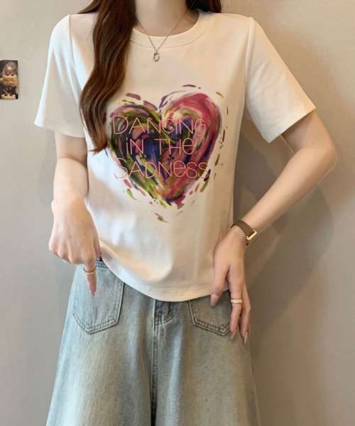 2ly2（トゥーリートゥー）の「ハートプリントTシャツ / グラフィックロゴ 半袖カットソー（Tシャツ/カットソー・レディース・ピンク/ホワイト/ブラック・FREE）」の7枚目の写真