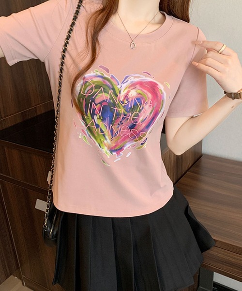 2ly2（トゥーリートゥー）の「ハートプリントTシャツ / グラフィックロゴ 半袖カットソー（Tシャツ/カットソー・レディース・ピンク/ホワイト/ブラック・FREE）」の16枚目の写真