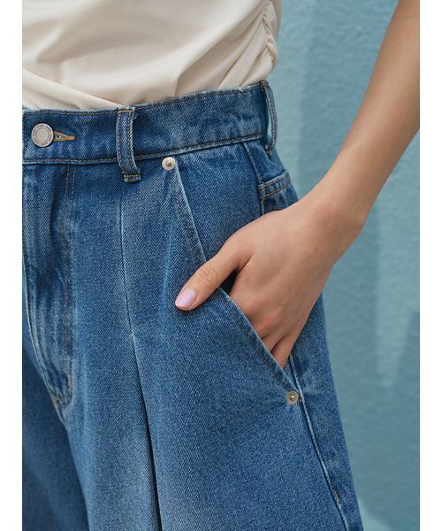 SNIDEL(スナイデル)の「カーブワイドデニム(デニムパンツ・レディース・ブルー/ブラック/ライトブルー・0/1)」の7枚目の写真